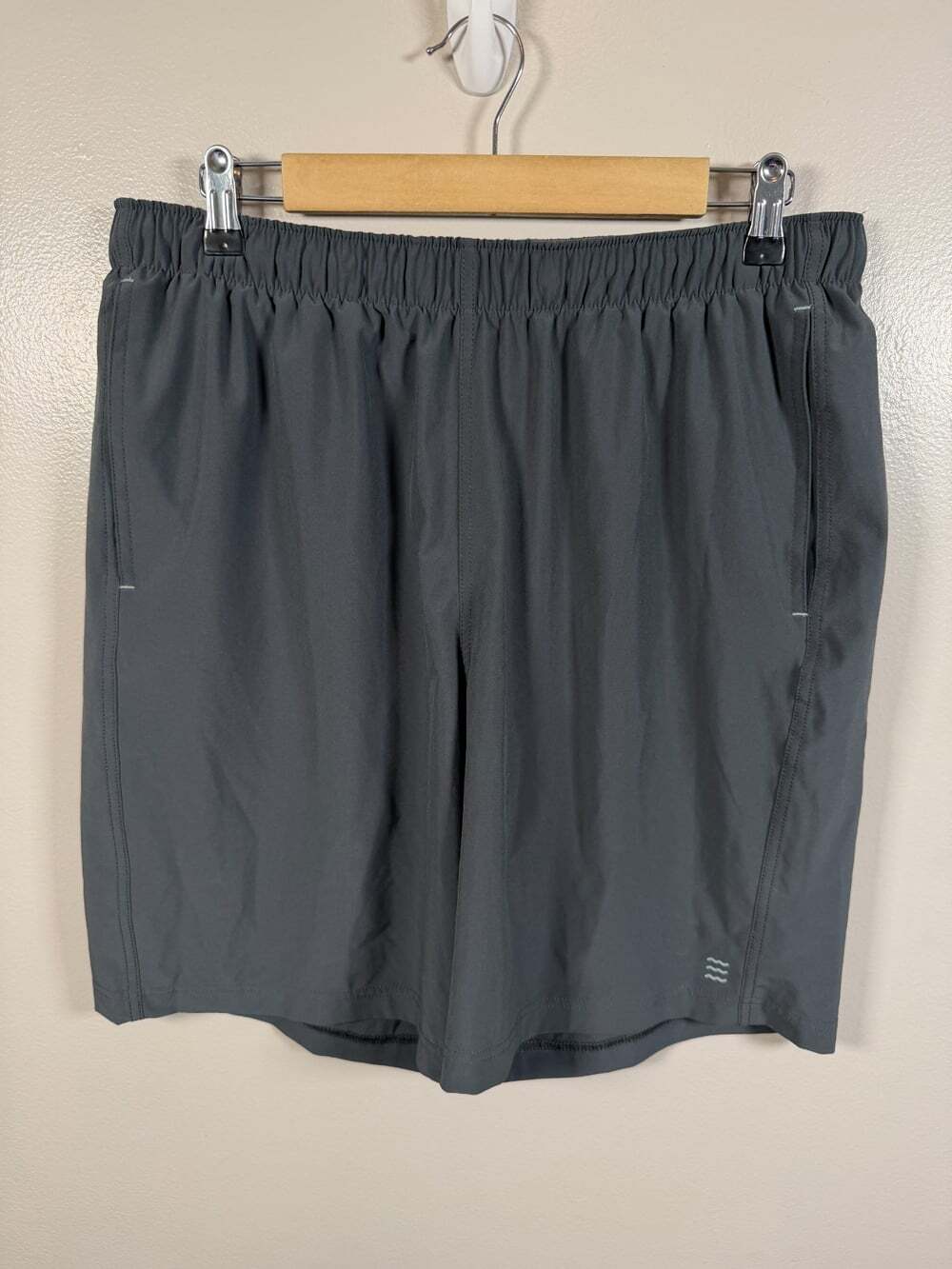 Free Fly Breeze Short Mens Large Gray Performance Quick Dry Hiking Athletic